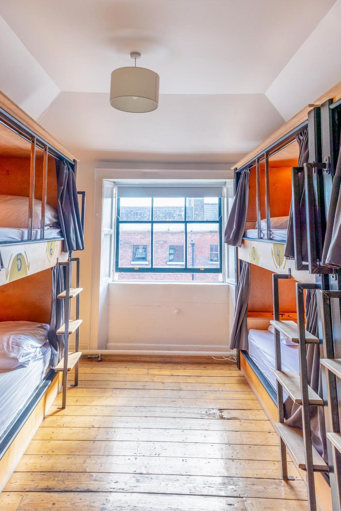 Leevin Hostel George 都柏林 外观 照片